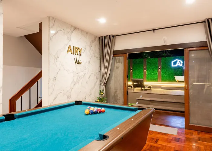 Cozy Garden Pool Sukhumvit Villa