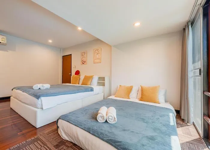 Cozy Garden Pool Sukhumvit Villa