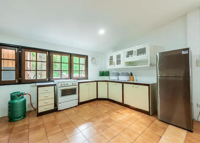 Villa Cozy Garden Pool Sukhumvit Bangkok